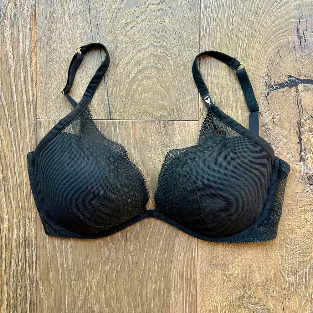 New Victoria’s Secret Bra